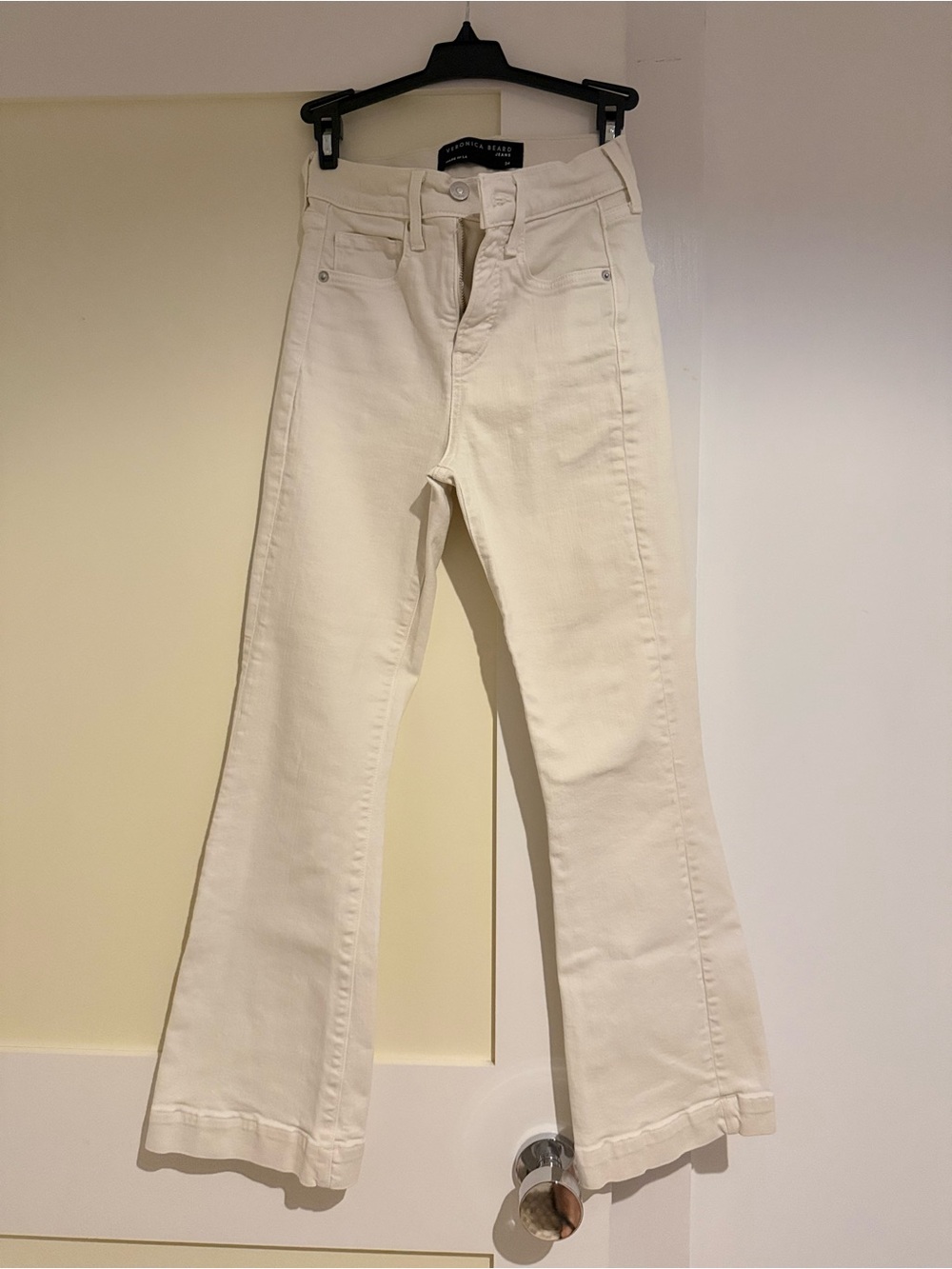Veronica Beard high rise Carson Ankle Cream Flare-Leg Jeans